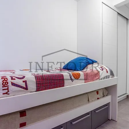 Inftour Athena 3 Apartamento