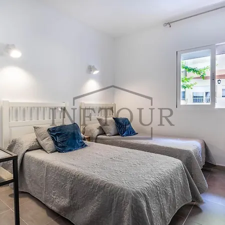 Lägenhet Inftour Athena 3 Apartamento *